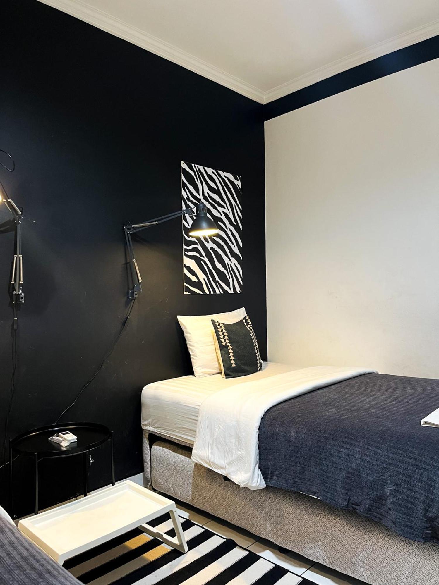 Bed and Breakfast Roemah Renjana Bandung Exterior foto